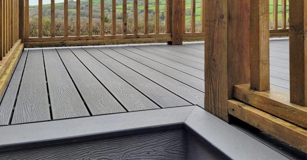 Woodgrain Composite Decking Boards with a natural woodgrain finish.