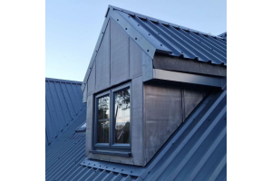 Slate Roof vs Metal Roof Sheets