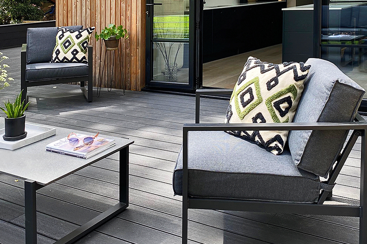 Nina Peths on Instagram has used Cladco Composite Woodgrain decking