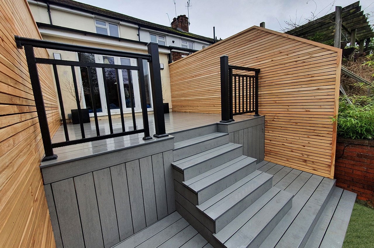 Modern Decking with Aluminium Handrail Balustrades and Posts.