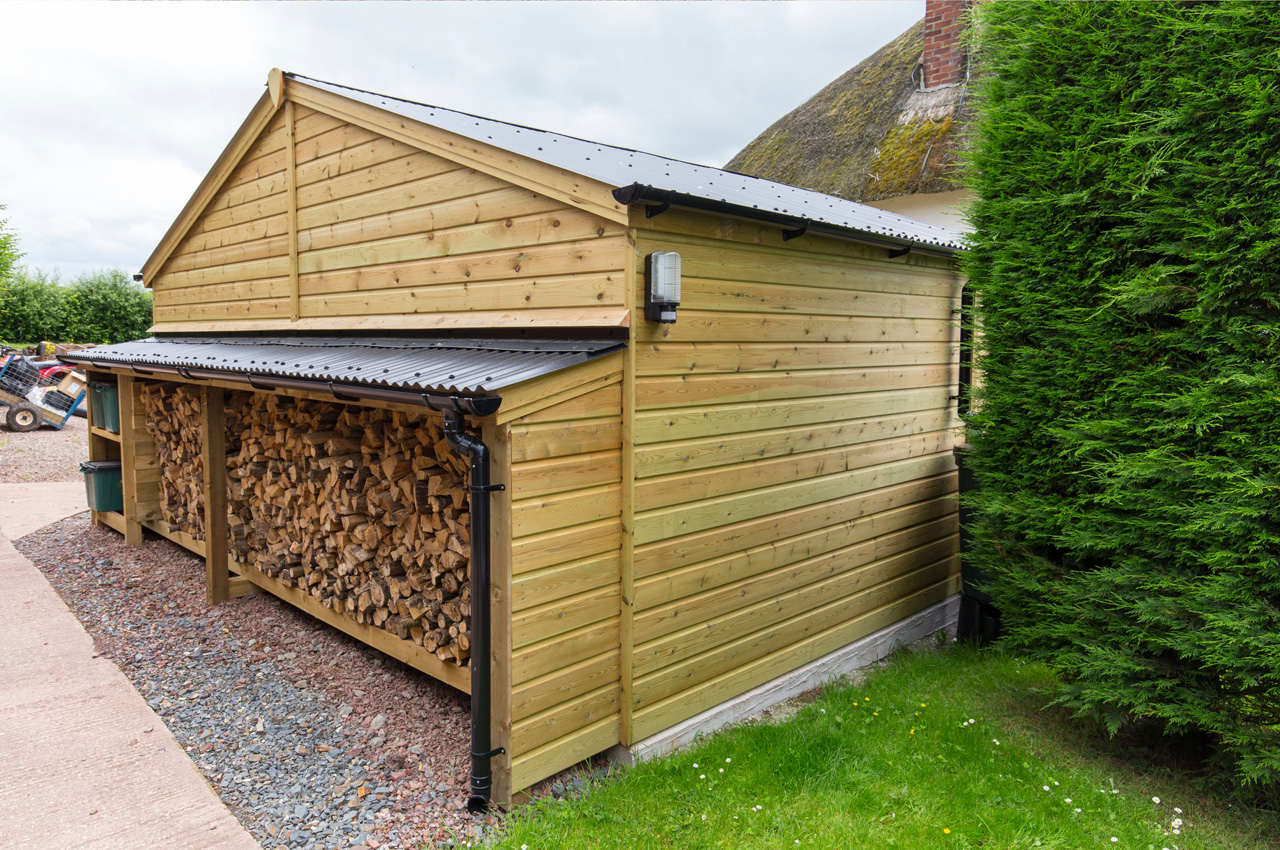 Storage and Garage unit using Cladco Corrugated PVC Sheeting