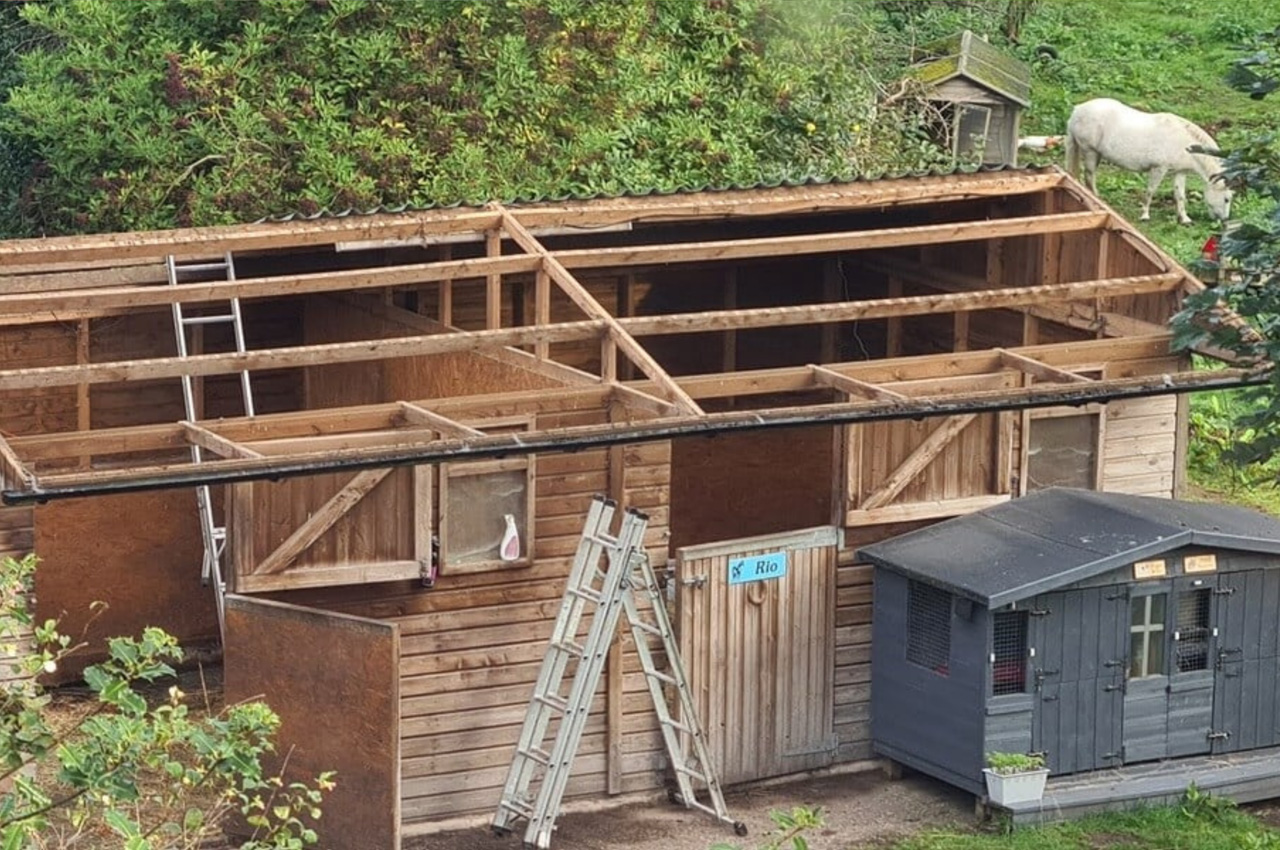 This Stable exterior has been transformed with Cladco 34/1000 Roofing Sheets