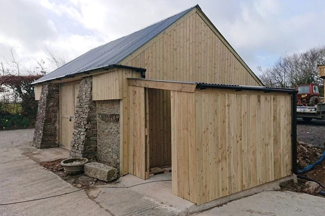 Before and after of stone barn with Anthracite PVC Corrugated Sheeting