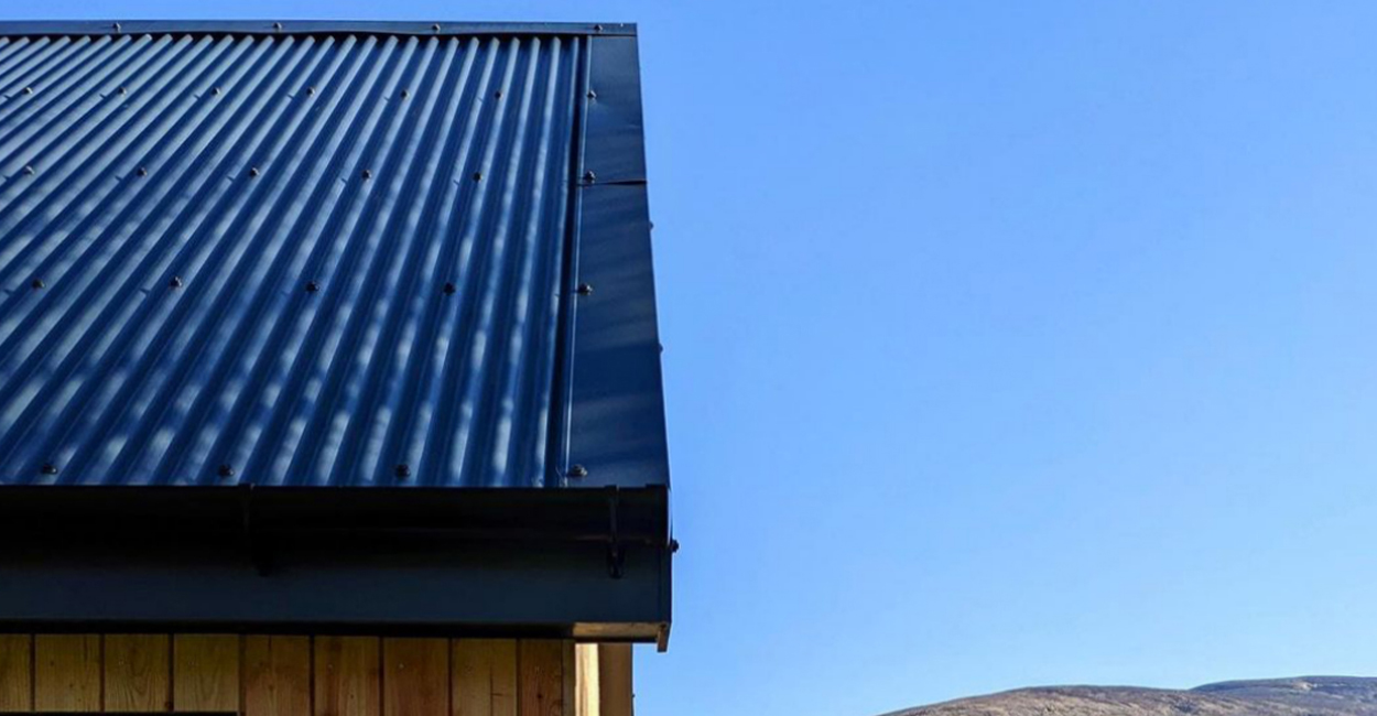 Corrugated Roof Sheets in Black | Cladco Roofing x Eolas Architects