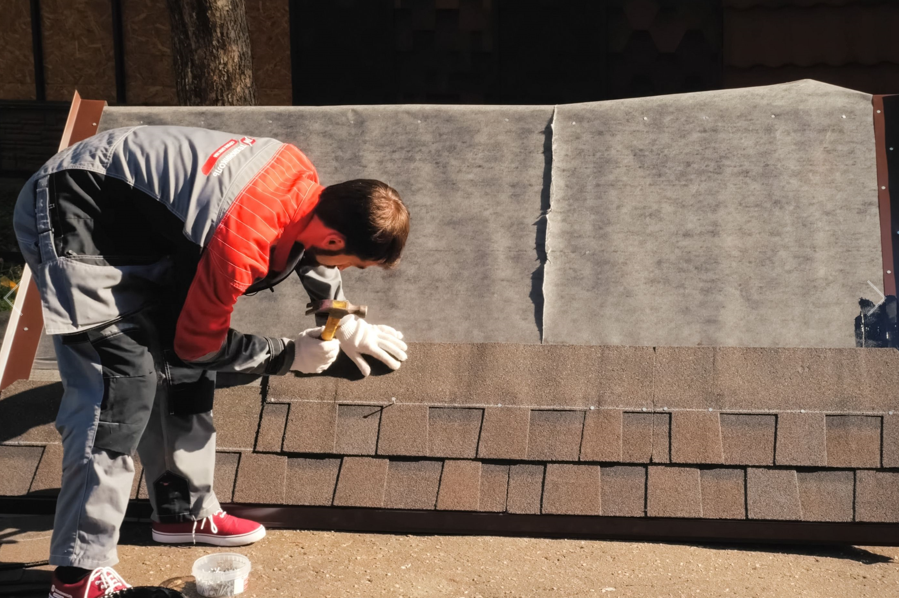 Wood shingles are aesthetically pleasing when adding to garden shed roofs