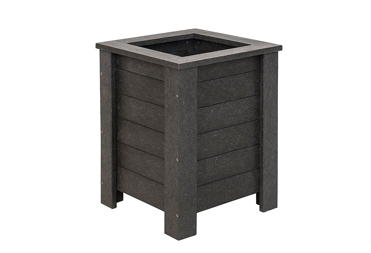 Square recycled plastic planter