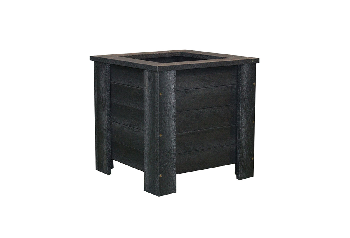 Square recycled plastic planter